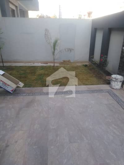 ایڈن ایگزیکیٹو ایڈن گارڈنز,فیصل آباد میں 4 کمروں کا 7 مرلہ مکان 1.1 لاکھ میں کرایہ پر دستیاب ہے۔ ایڈن ایگزیکیٹو ایڈن گارڈنز,فیصل آباد میں 4 کمروں کا 7 مرلہ مکان 1.1 لاکھ میں کرایہ پر دستیاب ہے۔