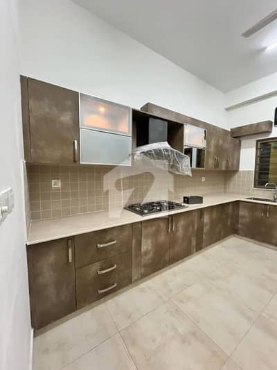 12 Marla 4 Bedroom Apartment Available For Rent In Askari 10 Sector G Lahore. (1 Bed Lock)