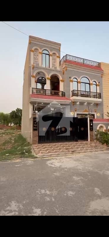 5 Marla Slightly Use Owner Build House With 6KV Solar Installed For Sale In New Lahore City Phase 2 5 Marla Slightly Use Owner Build House With 6KV Solar Installed For Sale In New Lahore City Phase 2