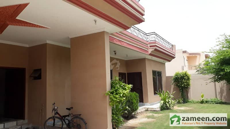 35 Marla House Is Available For Sale In Wapda Town Phase 1
