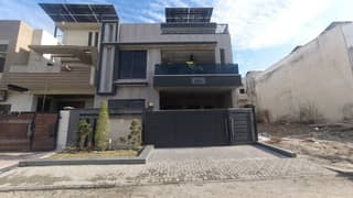 Modern 2,100 Square Feet House For Sale In D-17, Islamabad