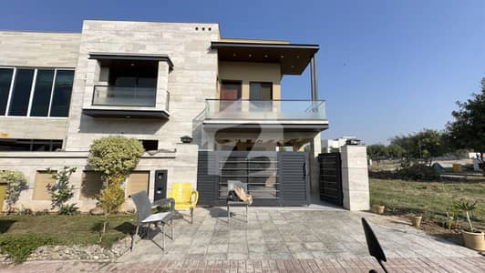 10 Marla House For Sale Double Unit With Gas 10 Marla House For Sale Double Unit With Gas