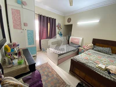 Prime Location 1700 Square Feet Flat In Bahadurabad Is Best Option