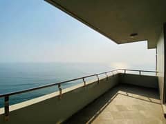 PROPER SEA FACING FLAT IS AVAILABLE