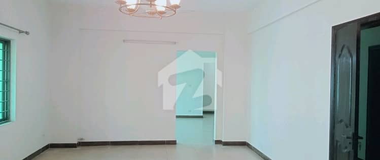 Flat 10 Marla For rent In Askari 11 Flat 10 Marla For rent In Askari 11