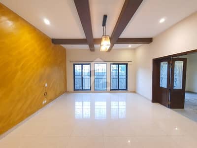 OWNER BUILD 20 MARLA ELEGANT AND FULLY MAINTAINED SUPER HOT LOCATED BUNGALOW ON 50-FEET ROAD IS AVAILABLE IN THE BEST BLOCK OF DHA PHASE 1 LAHOR