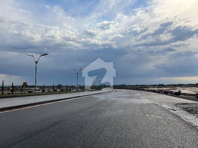 مارگلہ انکلیو مارگلہ ایونیو,اسلام آباد میں 1 کنال رہائشی پلاٹ 7.15 کروڑ میں برائے فروخت۔ مارگلہ انکلیو مارگلہ ایونیو,اسلام آباد میں 1 کنال رہائشی پلاٹ 7.15 کروڑ میں برائے فروخت۔