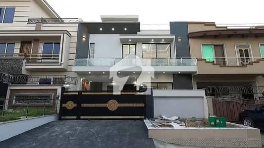 Beautiful Location Brand New House For Sale In G-13/3