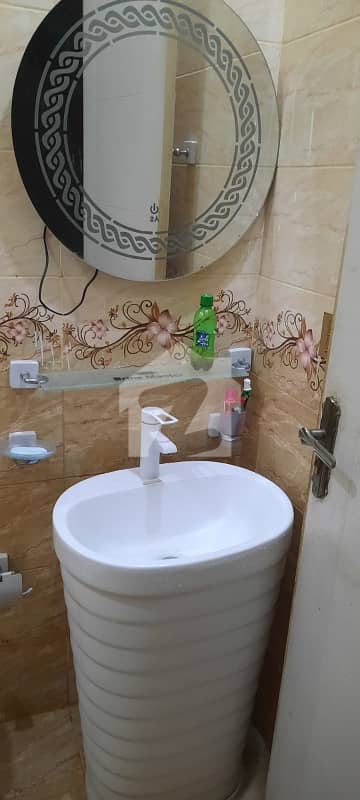 5 MARLA USED HOUSE FOR SALE IN DREAM GARDEN LAHORE ON GOOD LOACTION AND REASONABLE PRICE