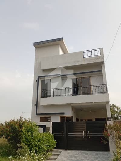 5 Marla beautiful house for rent