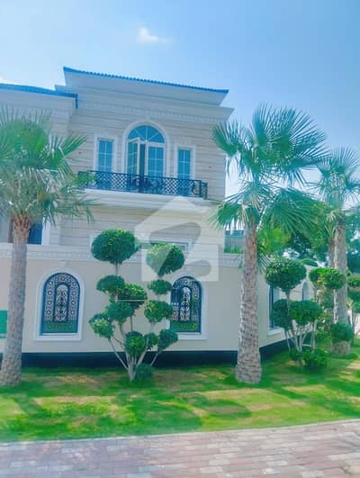 بحریہ ٹاؤن - توحید بلاک بحریہ ٹاؤن ۔ سیکٹر ایف,بحریہ ٹاؤن,لاہور میں 7 کمروں کا 2 کنال مکان 18.0 کروڑ میں برائے فروخت۔
