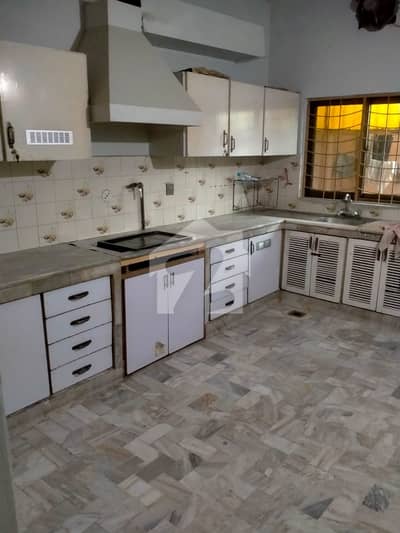 10 Marla 5 Bedrooms House DHA Phase 3 Z Block For Sale