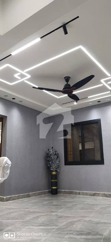 A 1300 Square Feet Flat In Karachi Is On The Market For Sale