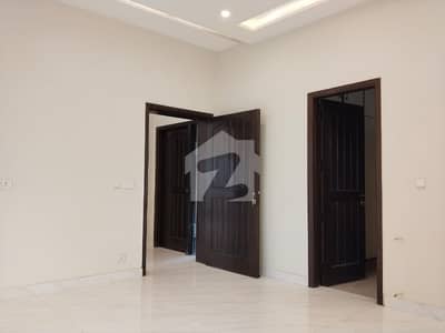 1 Kanal Luxury House for Rent in DHA Phase 7, Lahore( 6 AC Installed )