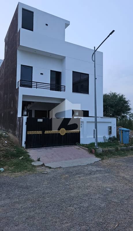 5 Marla Brand New House for sale 5 Marla Brand New House for sale