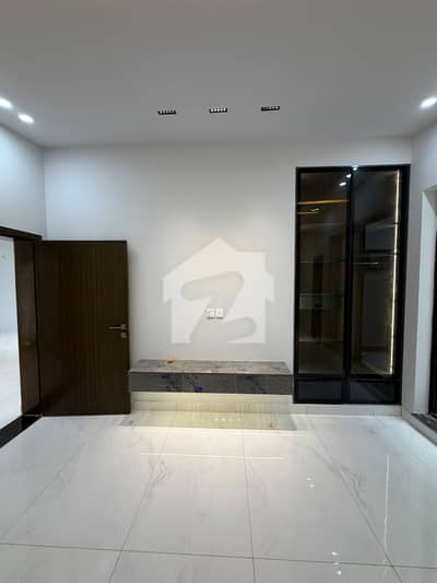 6 Marla Brand New Modern House For Sale | 4 Bed | SUV Porch 6 Marla Brand New Modern House For Sale | 4 Bed | SUV Porch