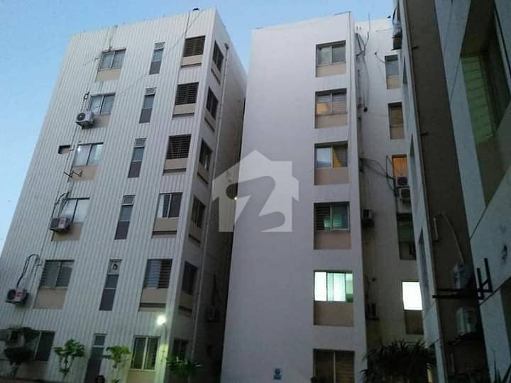 Flat Of 2200 Square Feet Is Available For sale Flat Of 2200 Square Feet Is Available For sale