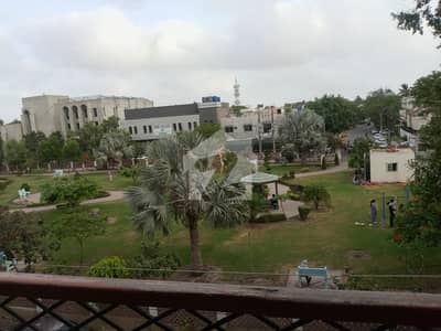 کلفٹن ۔ بلاک 8 کلفٹن,کراچی میں 3 کمروں کا 9 مرلہ فلیٹ 4.0 کروڑ میں برائے فروخت۔ کلفٹن ۔ بلاک 8 کلفٹن,کراچی میں 3 کمروں کا 9 مرلہ فلیٹ 4.0 کروڑ میں برائے فروخت۔