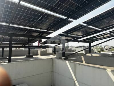 Kanal Solar System Installed Luxury Modern Design With Bungalow
