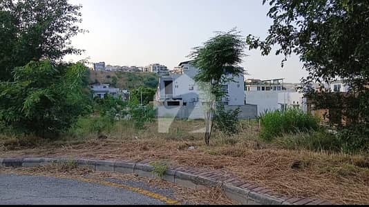 بحریہ گرینز۔ اوورسیز انکلیو - سیکٹر 2 بحریہ گرینز۔ اوورسیز انکلیو,بحریہ ٹاؤن فیز 8,بحریہ ٹاؤن راولپنڈی,راولپنڈی میں 1 کنال رہائشی پلاٹ 1.8 کروڑ میں برائے فروخت۔