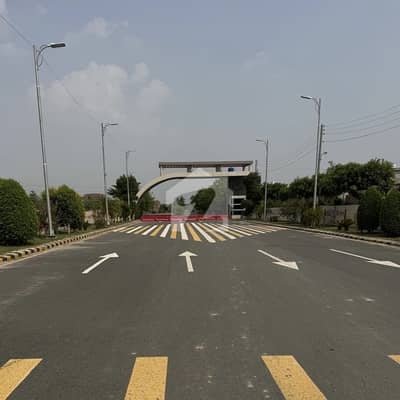 زمزمہ ایونیو لوئر کینال روڈ,فیصل آباد میں 4 مرلہ رہائشی پلاٹ 34.0 لاکھ میں برائے فروخت۔