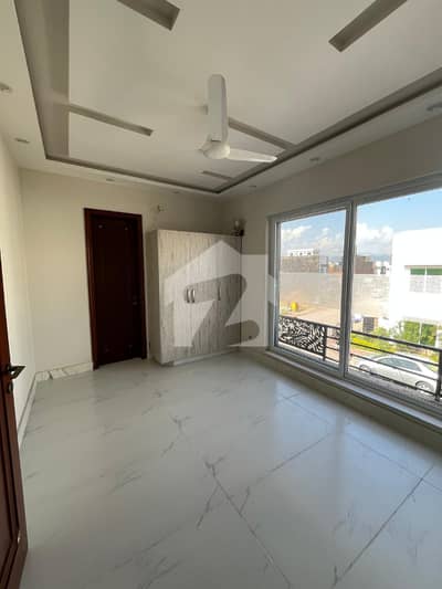 7 Marla Corner House for Sale | Sector N, Bahria Enclave