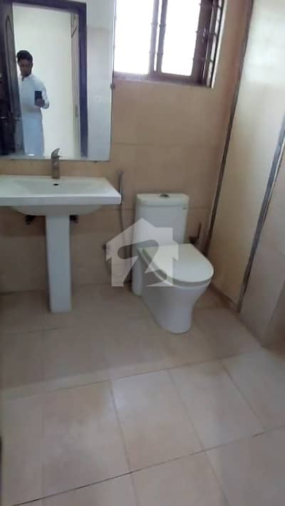 10 Marla 3 Bed Apartment Available For Sale in Askari 11 Lahore