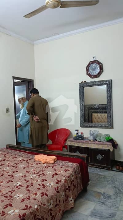 جوہر ٹاؤن فیز 2 جوہر ٹاؤن,لاہور میں 3 کمروں کا 5 مرلہ بالائی پورشن 60.0 ہزار میں کرایہ پر دستیاب ہے۔ جوہر ٹاؤن فیز 2 جوہر ٹاؤن,لاہور میں 3 کمروں کا 5 مرلہ بالائی پورشن 60.0 ہزار میں کرایہ پر دستیاب ہے۔