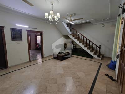 سوان گارڈن ۔ بلاک ایچ سوان گارڈن,اسلام آباد میں 3 کمروں کا 10 مرلہ بالائی پورشن 59.0 ہزار میں کرایہ پر دستیاب ہے۔ سوان گارڈن ۔ بلاک ایچ سوان گارڈن,اسلام آباد میں 3 کمروں کا 10 مرلہ بالائی پورشن 59.0 ہزار میں کرایہ پر دستیاب ہے۔