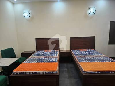ڈیفینس فورٹ لاہور میں 1 کمرے کا 2 مرلہ کمرہ 40.0 ہزار میں کرایہ پر دستیاب ہے۔