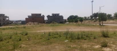 CDA Sector E12/4 Short Corner356sqy Plot for Sale