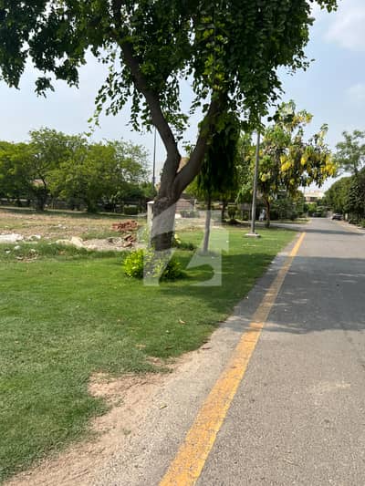 3.8 Kanal Prime Residential Plot in T Block, DHA Phase 7 Unbelievable Price | Confirm Deal