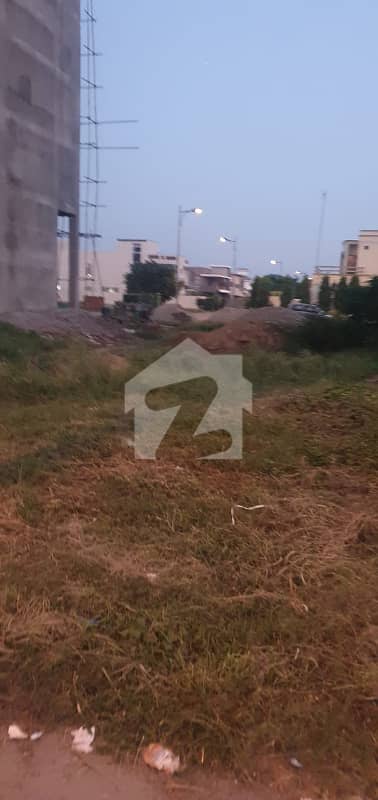 ڈی ایچ اے فیز 1 ۔ سیکٹر ایم ڈی ایچ اے فیز 1,ڈی ایچ اے ڈیفینس,ملتان میں 1 کنال رہائشی پلاٹ 95.0 لاکھ میں برائے فروخت۔ ڈی ایچ اے فیز 1 ۔ سیکٹر ایم ڈی ایچ اے فیز 1,ڈی ایچ اے ڈیفینس,ملتان میں 1 کنال رہائشی پلاٹ 95.0 لاکھ میں برائے فروخت۔