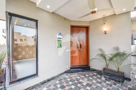 TASK EST OFFER : 5 Marla Renovated House Good Location For Sale In Phase 3 DHA