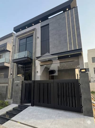 5 Marla Out Class Stylish Luxury Bungalow For Rent In DHA Phase 9 Town Lahore 5 Marla Out Class Stylish Luxury Bungalow For Rent In DHA Phase 9 Town Lahore