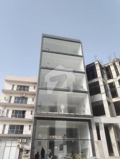 ذوالفقار کمرشل ایریا ڈی ایچ اے فیز 8,ڈی ایچ اے ڈیفینس,کراچی میں 4 مرلہ Studio عمارت 14.5 لاکھ میں کرایہ پر دستیاب ہے۔