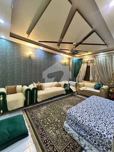 فریرے ٹاؤن کراچی میں 2 کمروں کا 6 مرلہ فلیٹ 4.5 کروڑ میں برائے فروخت۔