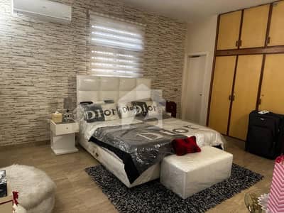 350 Square Yards House For sale In Rs. 260000000 Only
