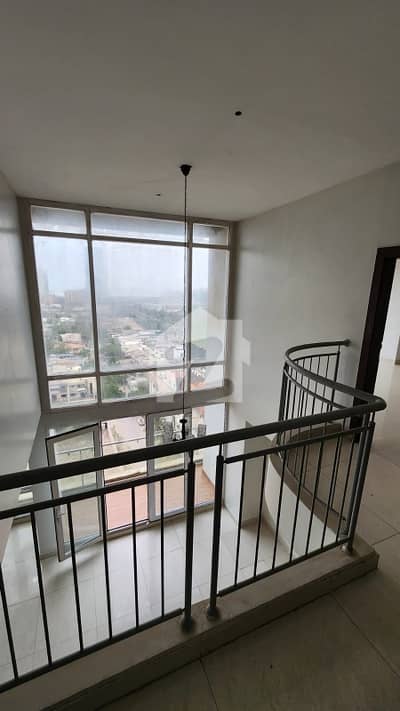4000 Square Feet Flat For Rent