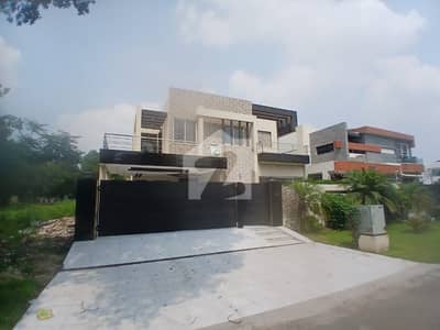 1 kanal house available for sale in DHA phase 5
