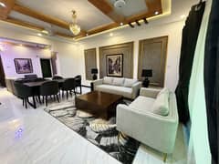 10 Marla Full Furnished House Available For Rent Near Park Musjid Or Commercial