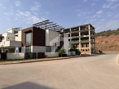 Sector F 1kanal plot available for sale