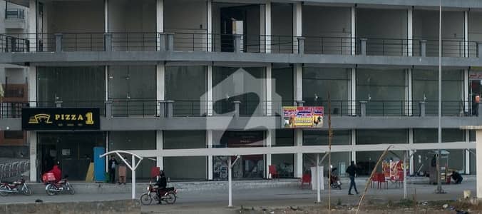 PHA I. 16-3 COMMERCIAL SHOP FOR SALE ON GROUND FLOOR