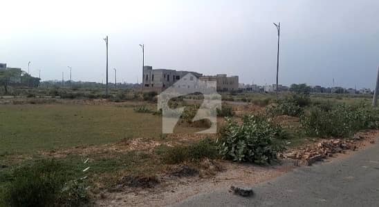 ڈی ایچ اے فیز9 پریزم - بلاک کیو ڈی ایچ اے فیز9 پریزم,ڈی ایچ اے ڈیفینس,لاہور میں 5 مرلہ رہائشی پلاٹ 1.25 کروڑ میں برائے فروخت۔