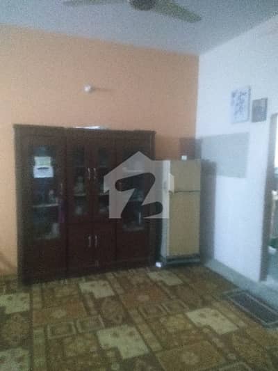 1st Floor Portion 2 Bed Lounge Sweet Water Plus Boring Near Siddiqui E Akbar Masjid Iqra University Road 1st Floor Portion 2 Bed Lounge Sweet Water Plus Boring Near Siddiqui E Akbar Masjid Iqra University Road