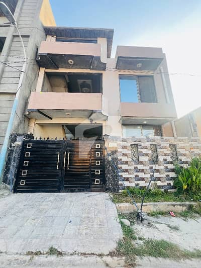 ٹھنڈا پانی اسلام آباد میں 4 کمروں کا 5 مرلہ مکان 1.35 کروڑ میں برائے فروخت۔ ٹھنڈا پانی اسلام آباد میں 4 کمروں کا 5 مرلہ مکان 1.35 کروڑ میں برائے فروخت۔