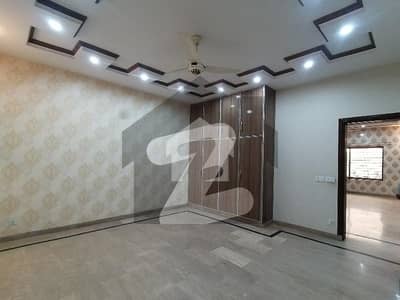 ای ایم ای سوسائٹی ۔ بلاک ای ای ایم ای سوسائٹی,لاہور میں 5 کمروں کا 1 کنال مکان 8.5 کروڑ میں برائے فروخت۔
