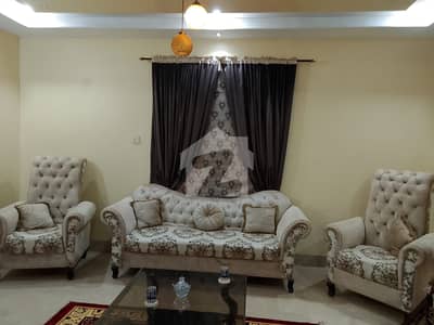 3 Bed DdD Portion For Rent 1st Floor 400 Yard Boundry Wall Opp NED University