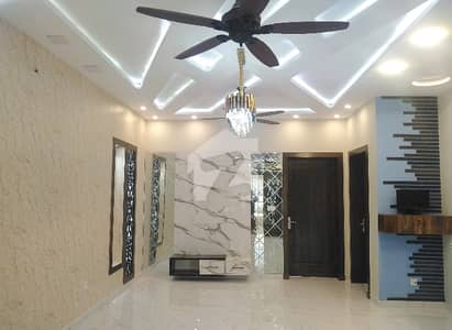Bahria Town Phase 8 - Rafi Block House Sized 8 Marla For sale