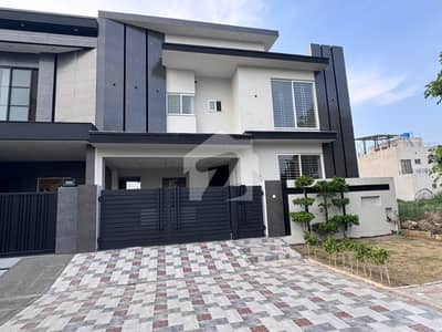 9 Marla Beautiful House For Sale Banker Avenue Cooperative Society Lahore